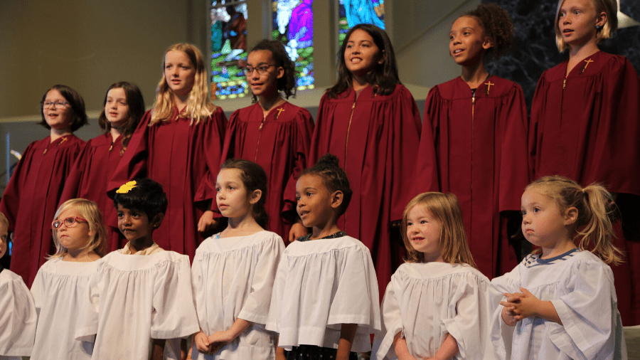 Childrens Choir in Worship